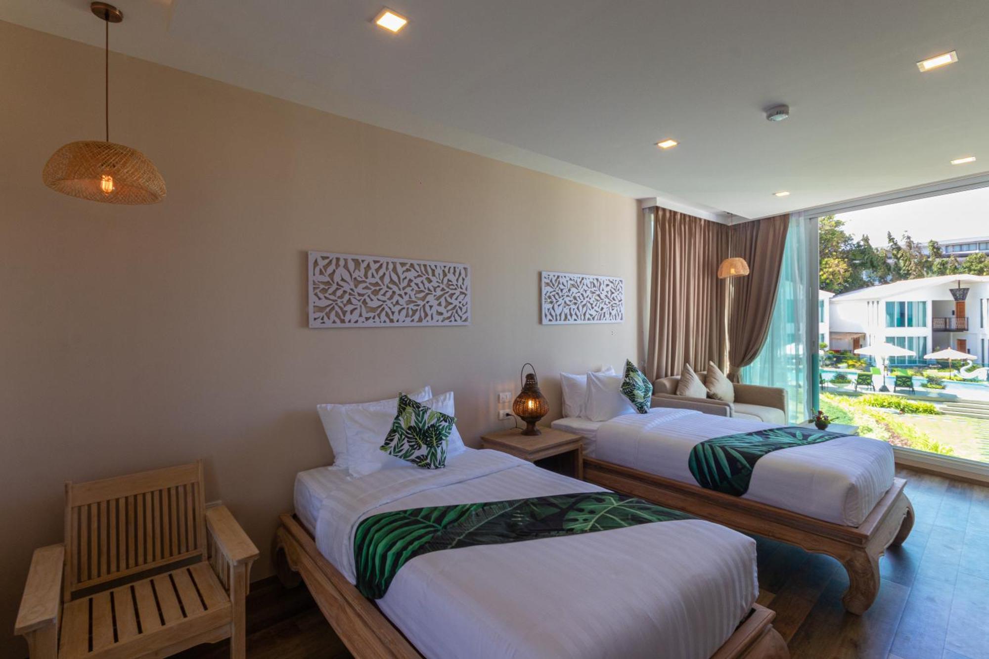 Vannee Golden Sands Beachfront Resort Хаад Рин Екстериор снимка