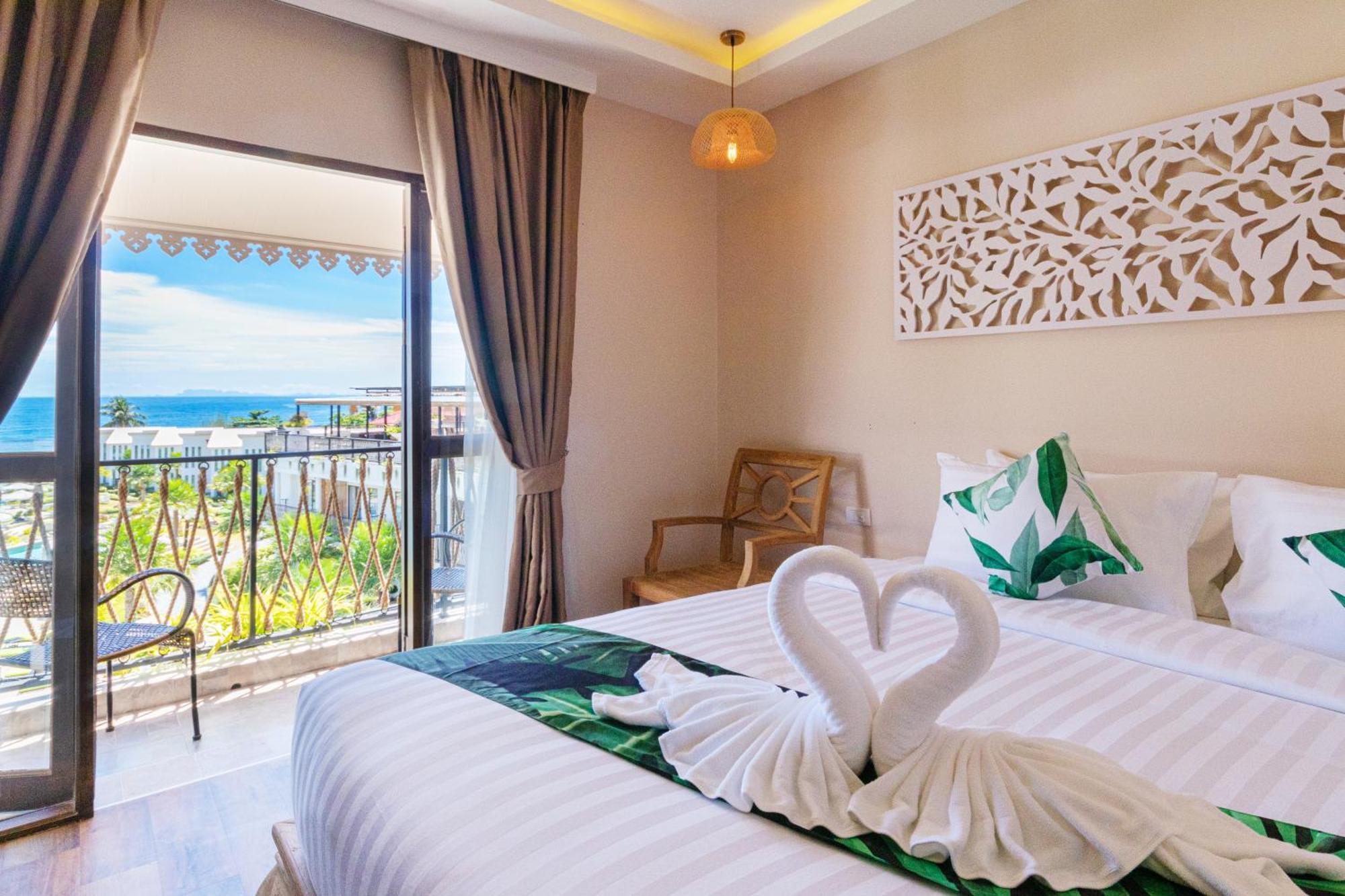 Vannee Golden Sands Beachfront Resort Хаад Рин Екстериор снимка