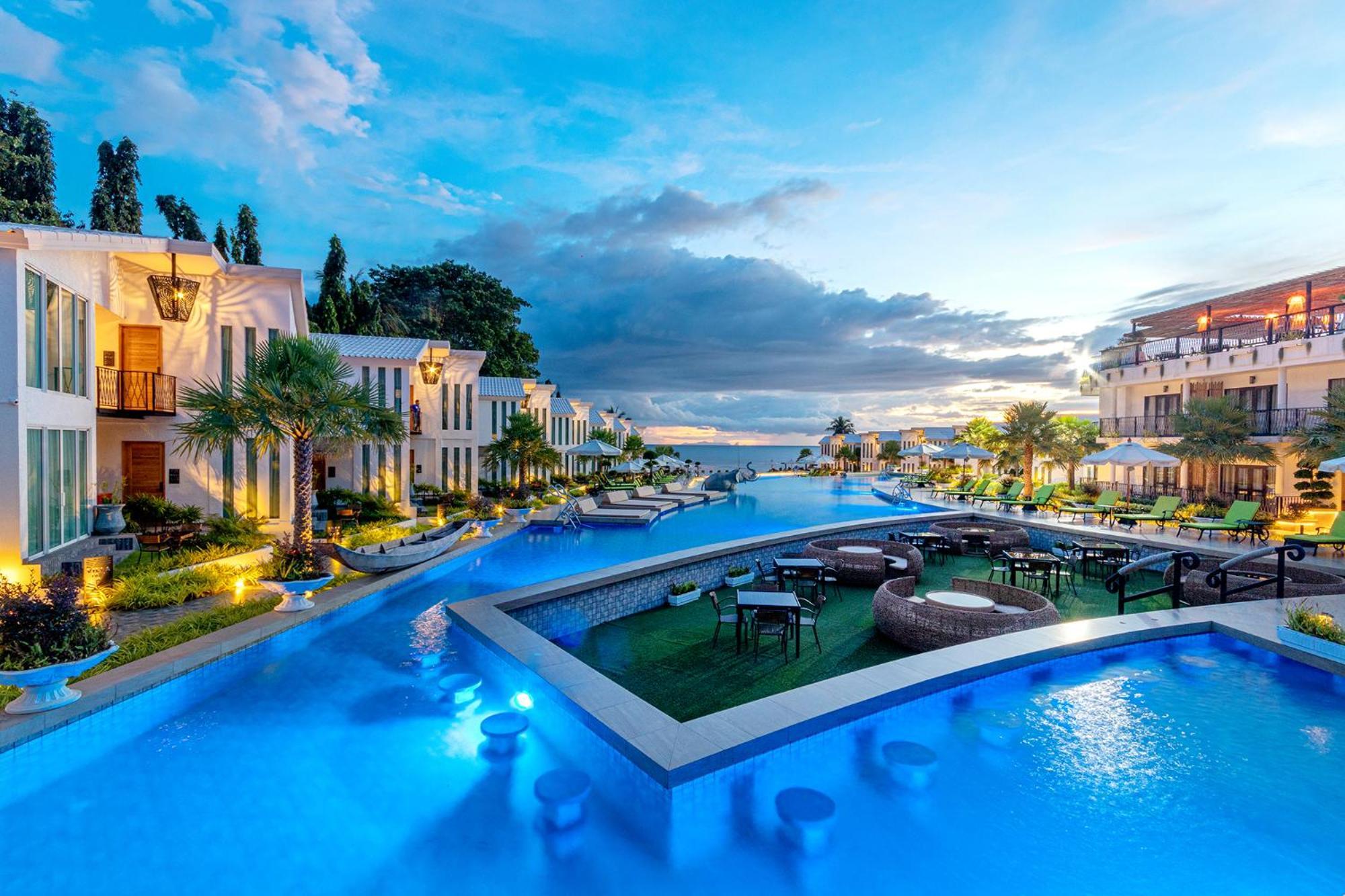 Vannee Golden Sands Beachfront Resort Хаад Рин Екстериор снимка